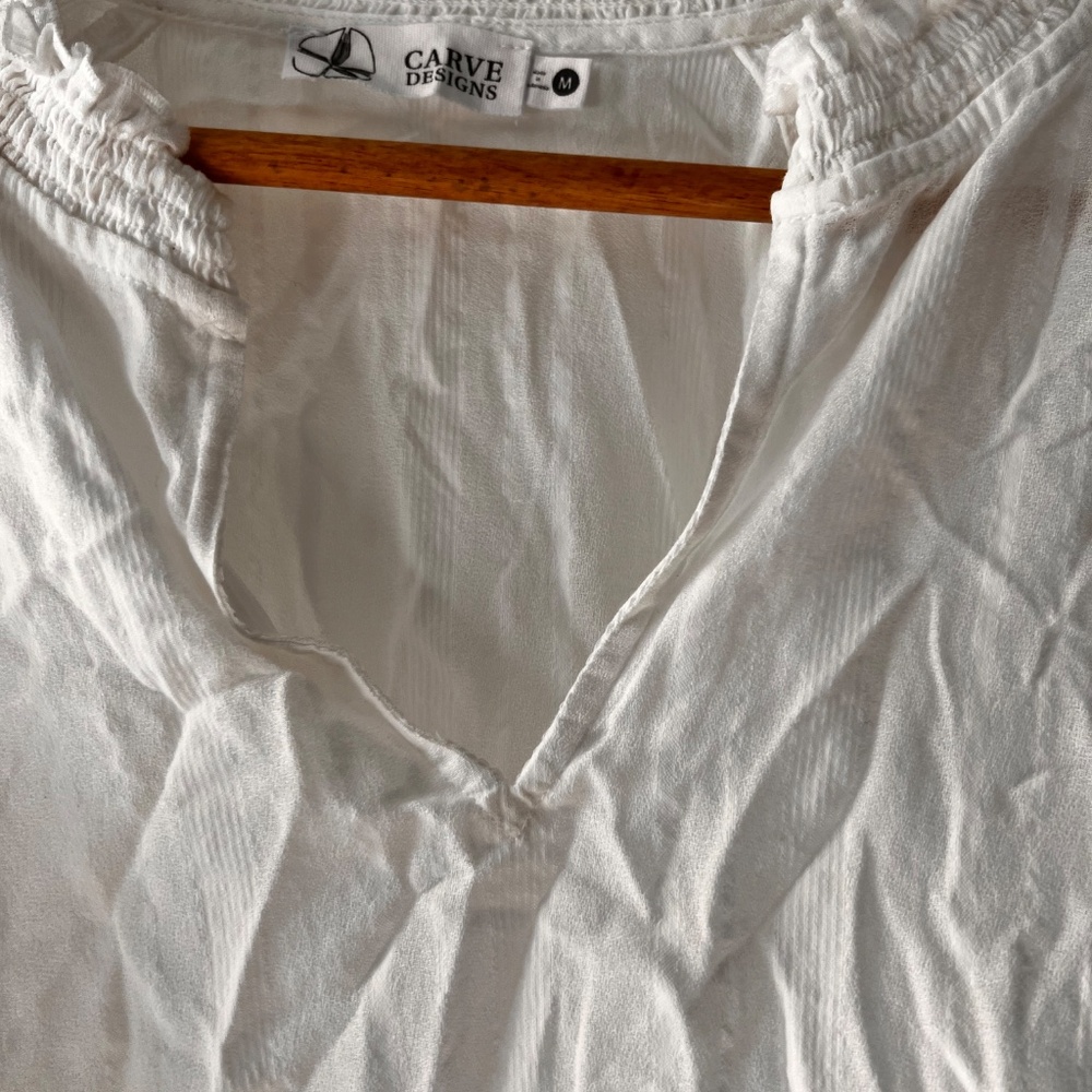 Carve design women’s blouse size M - Picture 2 of 6